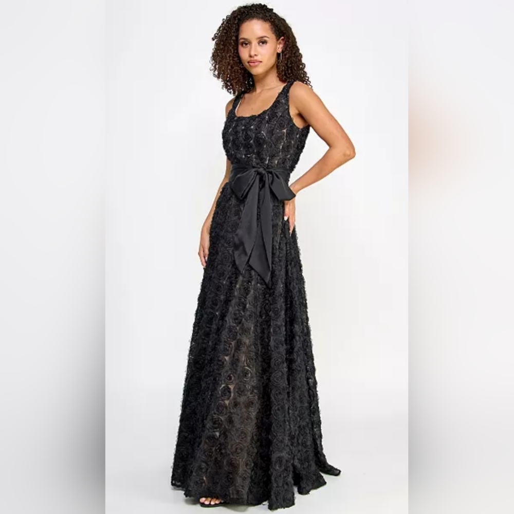 (354sc) NWT VIOLET WEEKEND Rosette Soutache Tie Waist Gown, Juniors 11/Women's 4